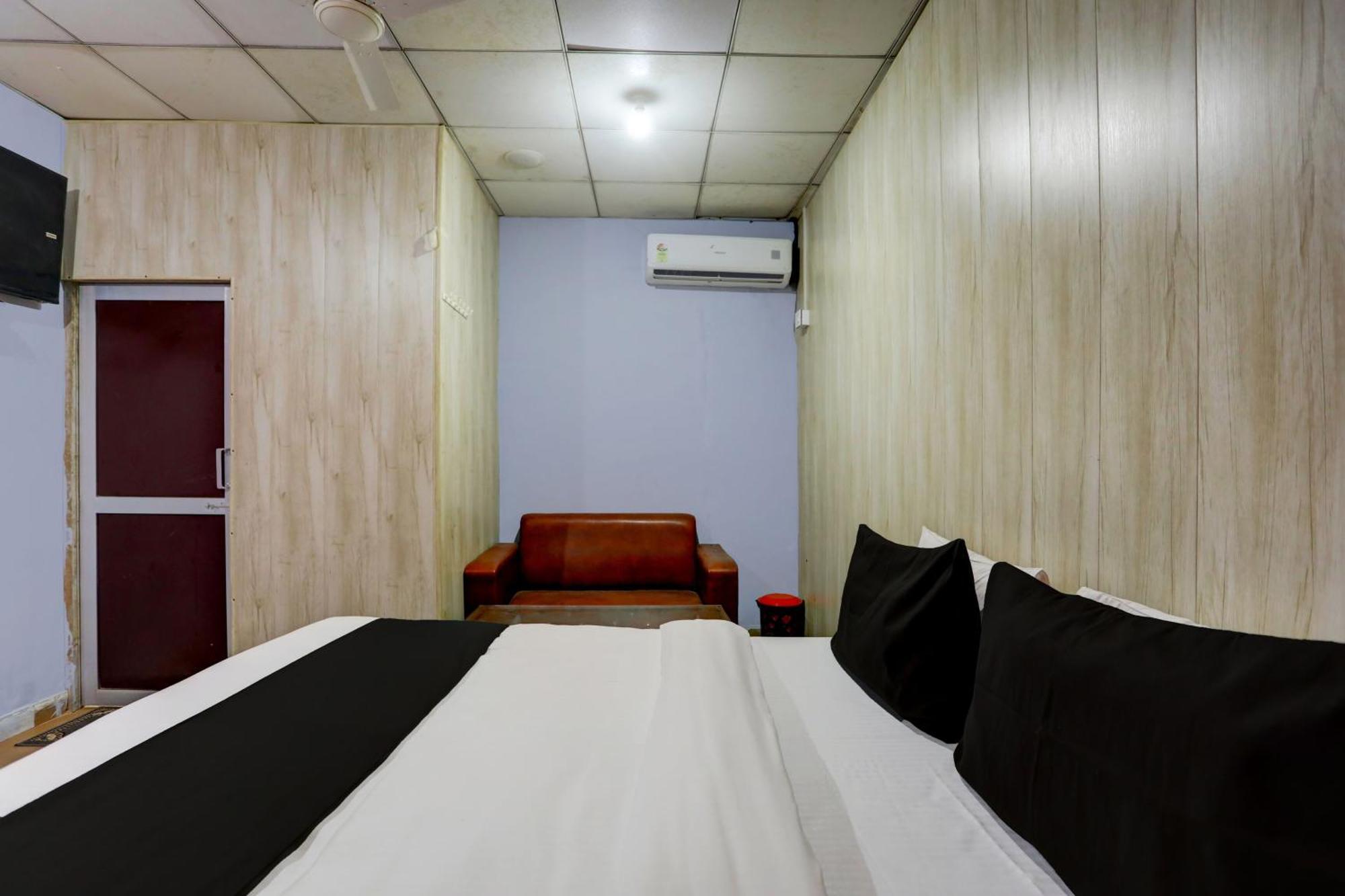 Collection O Harsh Hotel & Restaurant Bhiwadi Εξωτερικό φωτογραφία