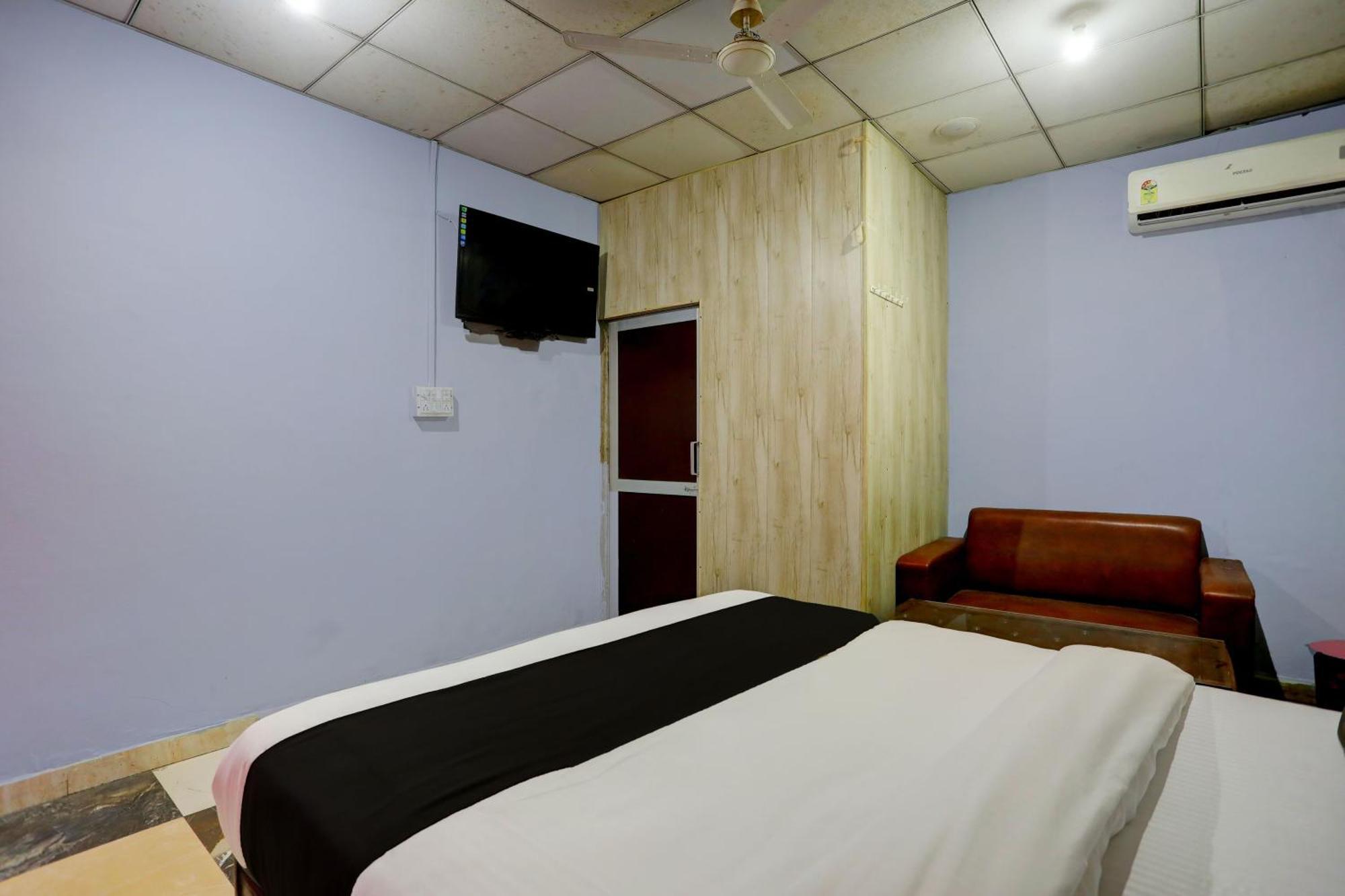 Collection O Harsh Hotel & Restaurant Bhiwadi Εξωτερικό φωτογραφία