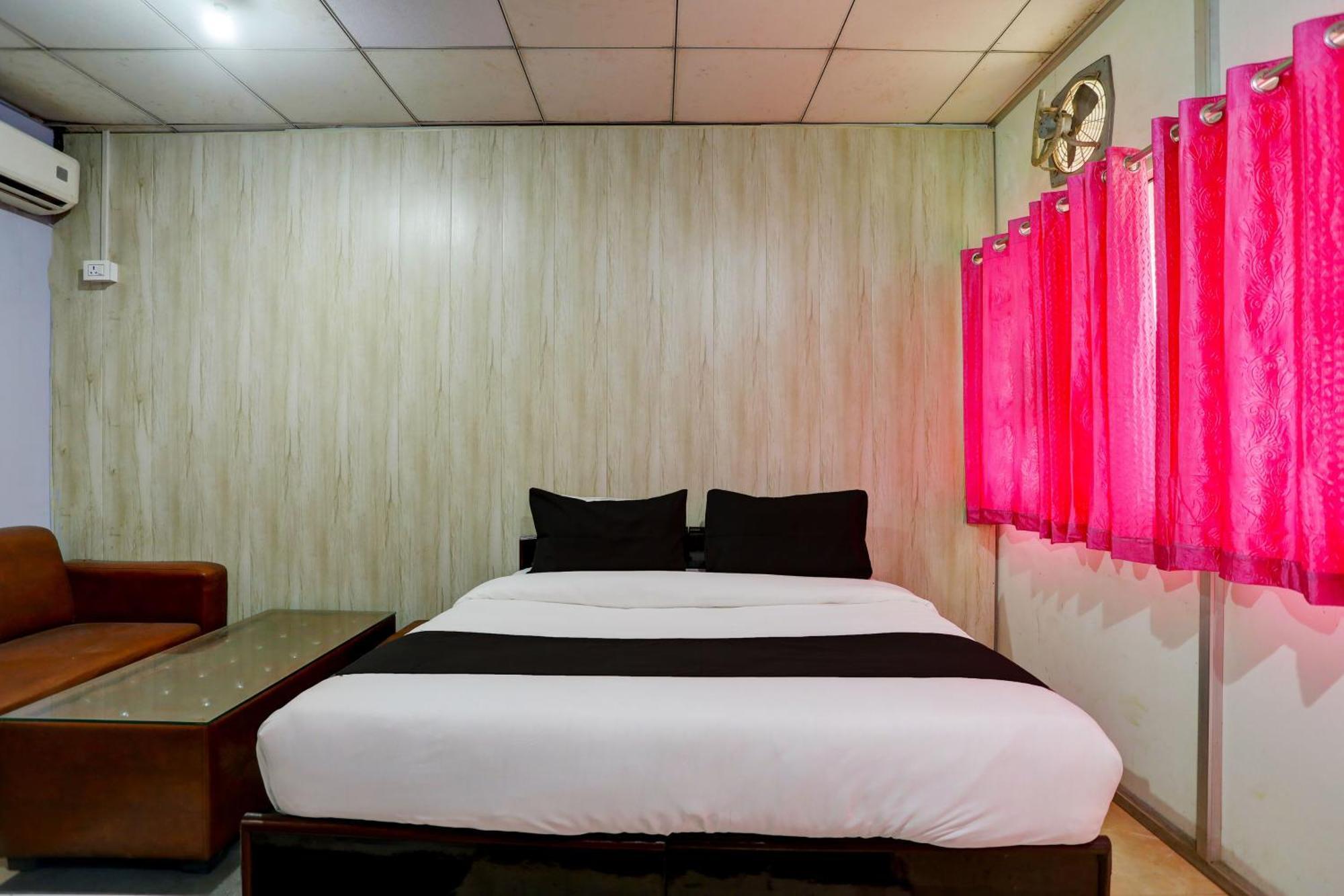 Collection O Harsh Hotel & Restaurant Bhiwadi Εξωτερικό φωτογραφία